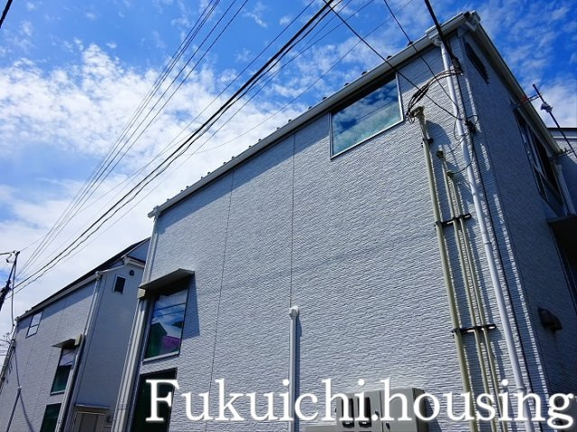 世田谷セントラルの外観