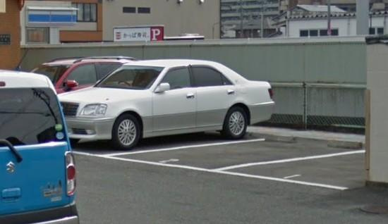 フォーストレジデンスの駐車場