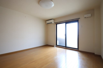 【洋室】 | プリマベラ