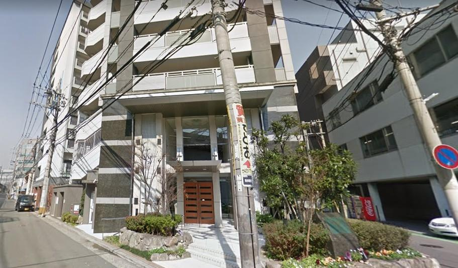 エイルマンション博多駅のエントランス