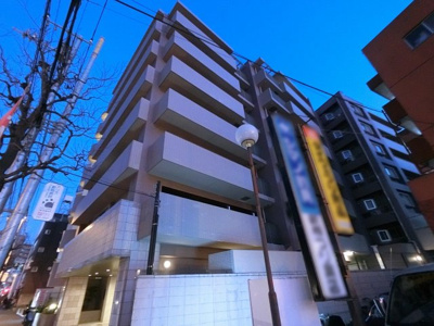 【外観】 | パルミナード大倉山 | 全居室・各所に充実の収納が有りお部屋を広く使う事が出来ます！人気の角部屋♪