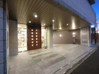 【エントランス】 | パルミナード大倉山 | 東急東横線「大倉山」駅徒歩7分の好立地！JR横浜線・東急東横線「菊名」駅徒歩13分！