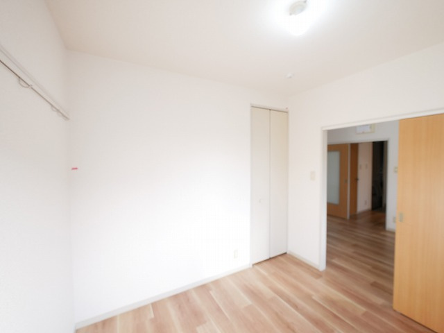 ディアコート　Ａ・Ｂの洋室