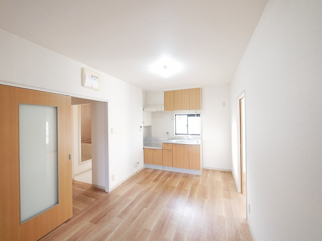 ディアコート　Ａ・Ｂの居間・リビング|ゆったりとした居間です