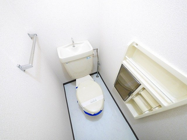 ピノハイツビスのトイレ|落ち着いたトイレです