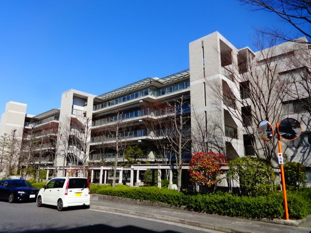 ガーデンシティーコープ金剛東8棟