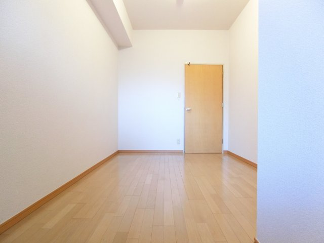 ガーデンシティーコープ金剛東8棟の子供部屋