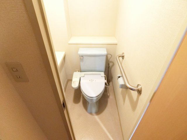 ガーデンシティーコープ金剛東8棟のトイレ