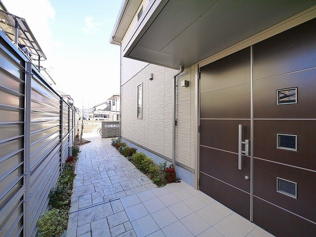 コージーコート（法華寺町）のエントランス