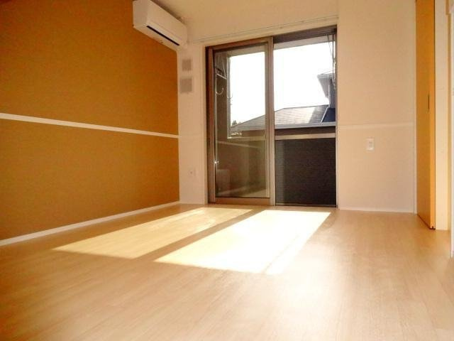 グリーンルームの居間・リビング