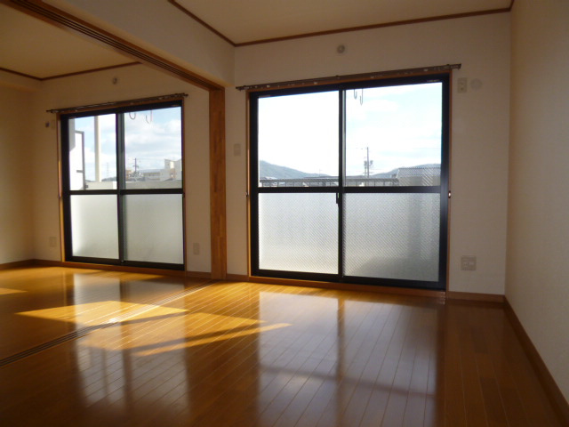 メゾンエトワールの洋室