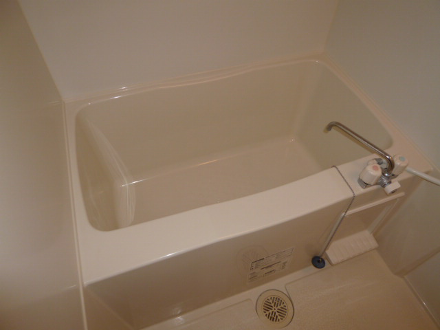 メゾンエトワールの浴室