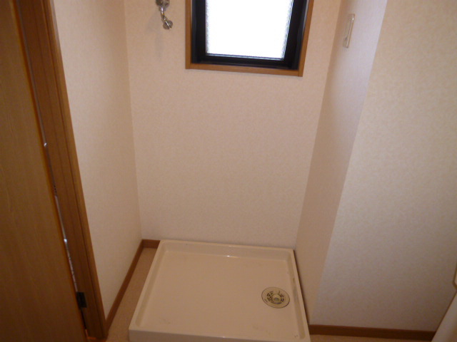 メゾンエトワールのその他|洗濯機置き場