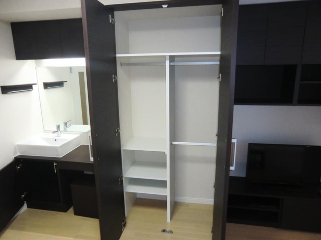 【収納】 | レオネクストモカグレイス宝塚 | ※同タイプ物件の写真です