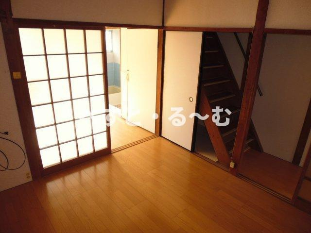 松雅苑東棟の洋室