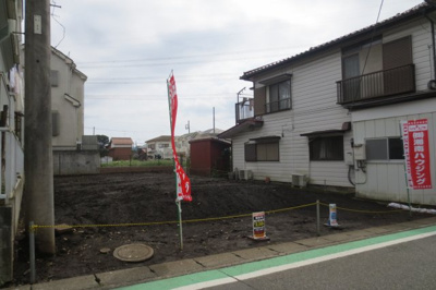 【前面道路含む現地写真】 | MLH綾瀬２棟-2【新築戸建】 | 前面道路は約６ｍ☆