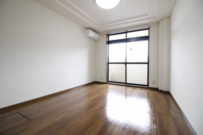 【洋室】 | ファインヴィーブル弐番館