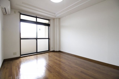 【寝室】 | ファインヴィーブル弐番館