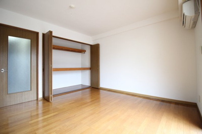 【洋室】 | ラ・アージュ