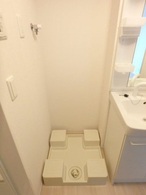 【洗面所】 | レーブ・マルシェ