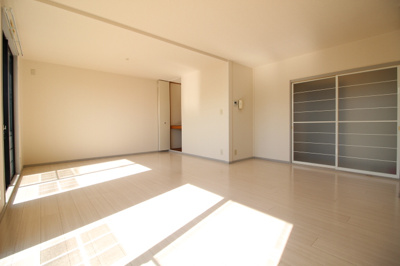 【居間・リビング】 | サンビレッジ浜野C棟