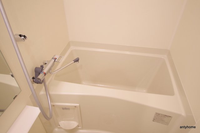 プレサンス南森町ライズ　仲介手数料無料の浴室