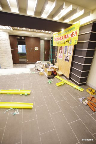 プレサンス南森町ライズ　仲介手数料無料のロビー