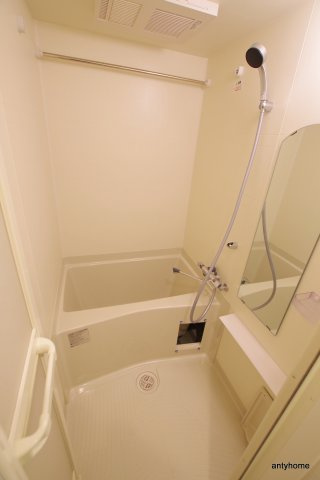 プレサンス南森町ライズ　仲介手数料無料の浴室