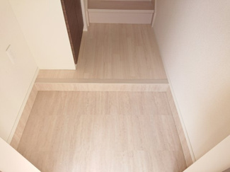 【玄関】 | フォレストライブラリ