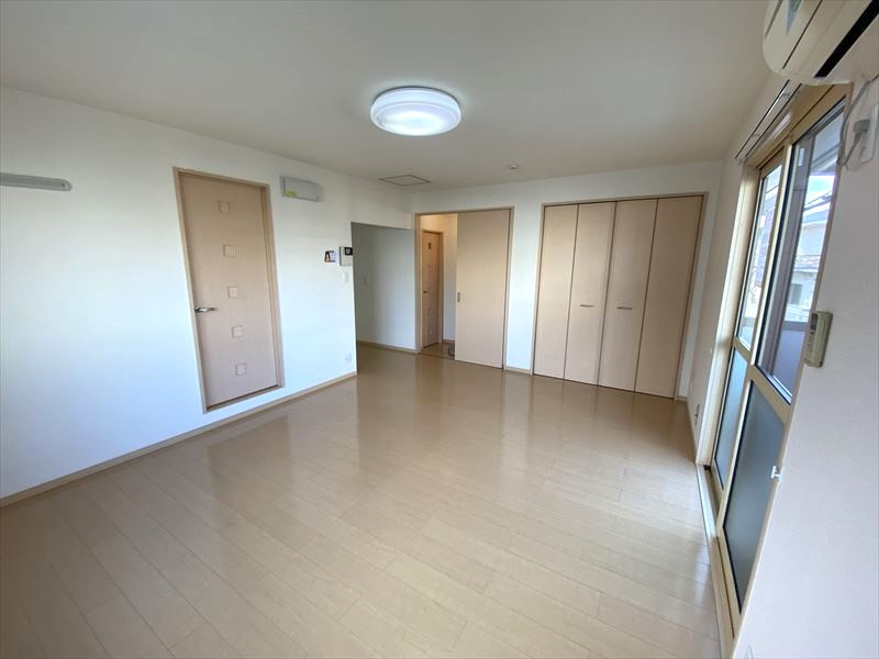 モンシャトー・ドゥーの居間・リビング