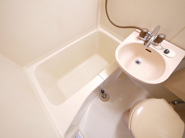 神殿マンション3号棟の浴室|お風呂で日々の疲れを落としましょう