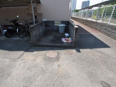 【その他共用部分】 | セジュール12 | 敷地内ゴミ置き場