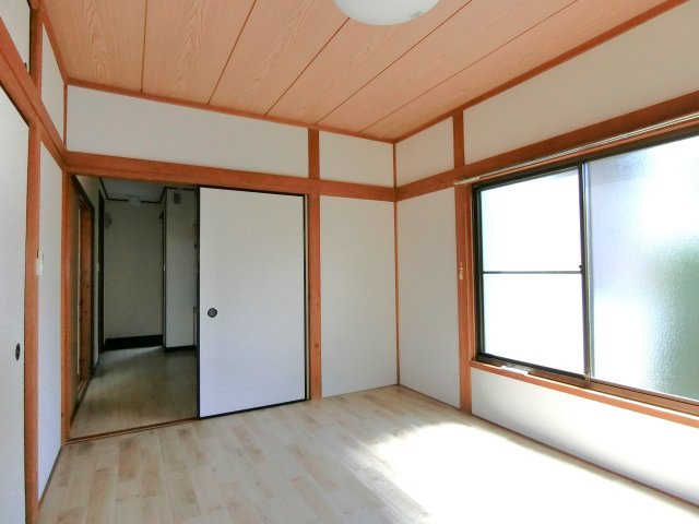 カントリーホームの洋室