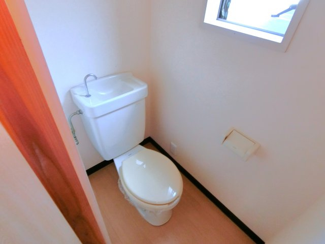 カントリーホームのトイレ