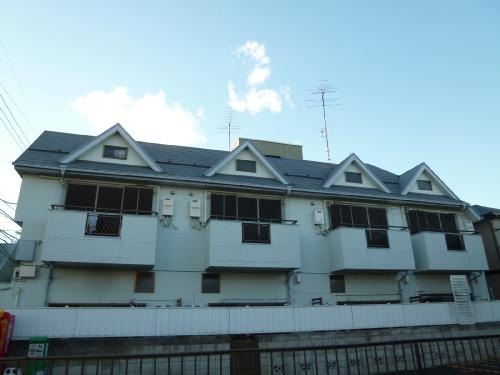 【外観】 | メゾン泉 | 東向き　バルコニー側コインパーキングのため日が入りやすい