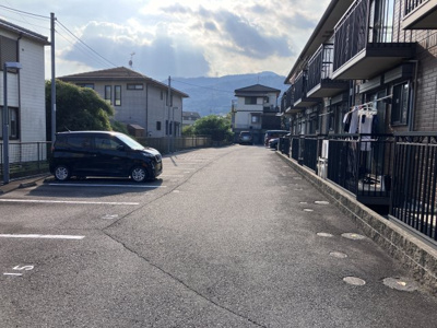【駐車場】 | リビングタウン唐崎　Ａ棟