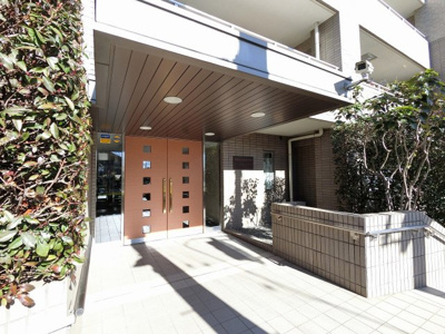 【エントランス】 | リーベスト久が原 | 東急池上線「久が原」駅徒歩14分・東急バス「久が原出世観音」停歩1分、都営浅草線「西馬込」駅徒歩13分！