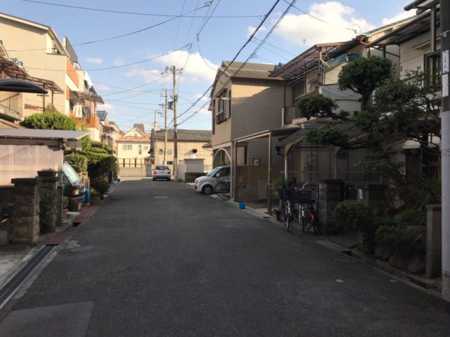 グラッド・タウン氷野３丁目の前面道路含む現地写真