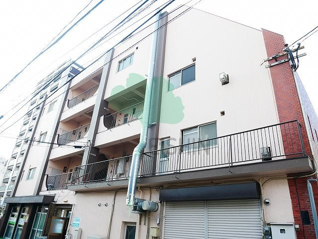 岡部ビルの外観