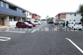 【駐車場】