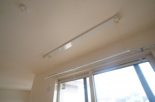 ヴィラソレアーダ中野　E棟の設備|室内物干しバーもございます