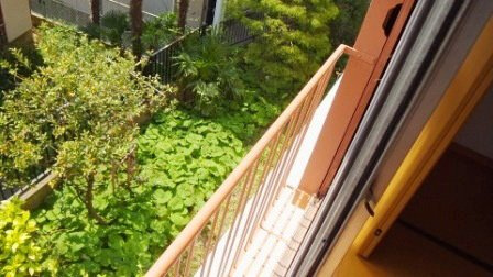 よろこび荘のバルコニー|日当り良好バルコニー