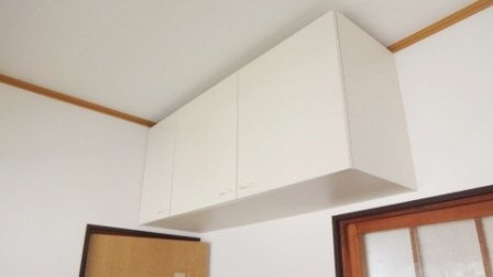 よろこび荘のその他|キッチン上部にも収納有ります