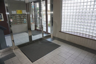 【エントランス】