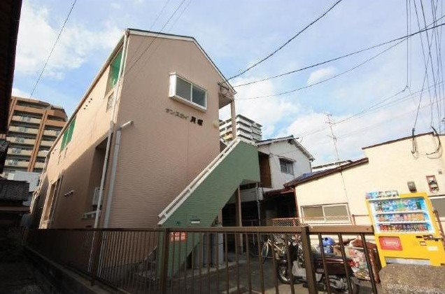 サンスカイ貝塚駅前