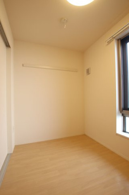 【洋室】 | メゾンドリュンヌ