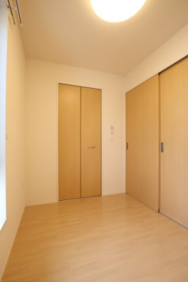 【洋室】 | メゾンドリュンヌ