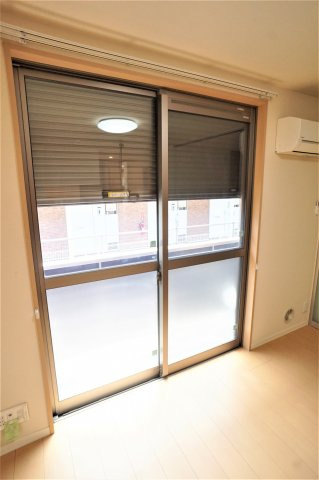 サン・スティーズのセキュリティ|各部屋に防犯シャッター付いてます