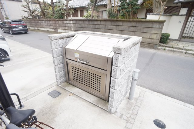 サン・スティーズのその他|敷地内ゴミ置き場です