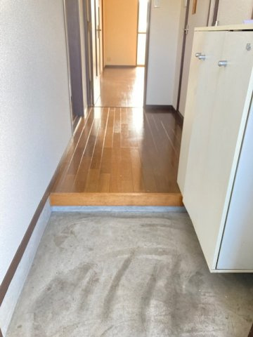 メゾン・ドゥ・セピアⅢの玄関